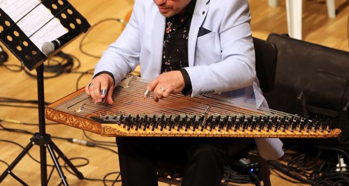 Present Qanun Musical Performances 1